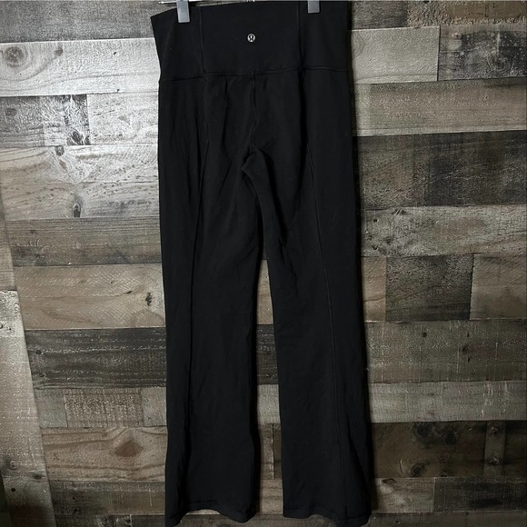 SOLD Lululemon High Rise Pants Size 8 - Picture 4 of 6